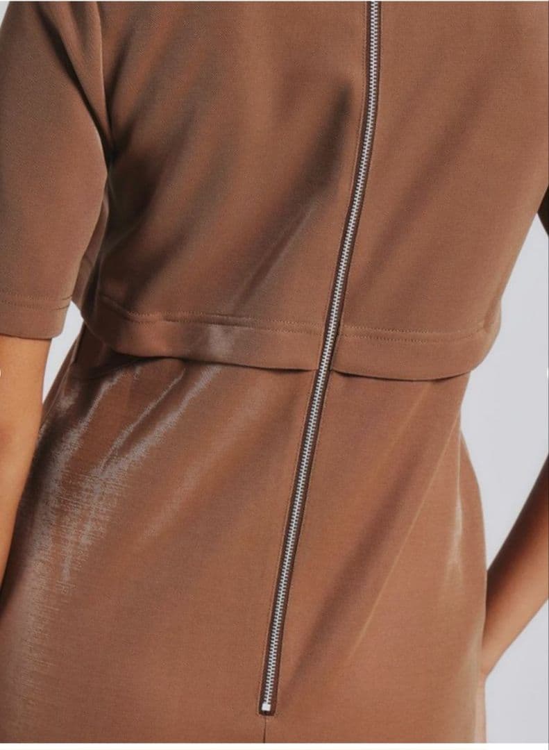 セール中【超美品】ダブスタESSENTIAL 黒ロングワンピ M