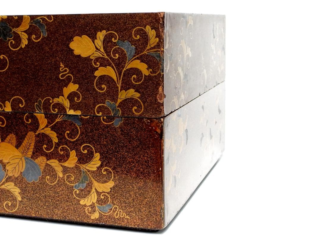 輪島塗　金蒔絵 　漆器 四段重箱