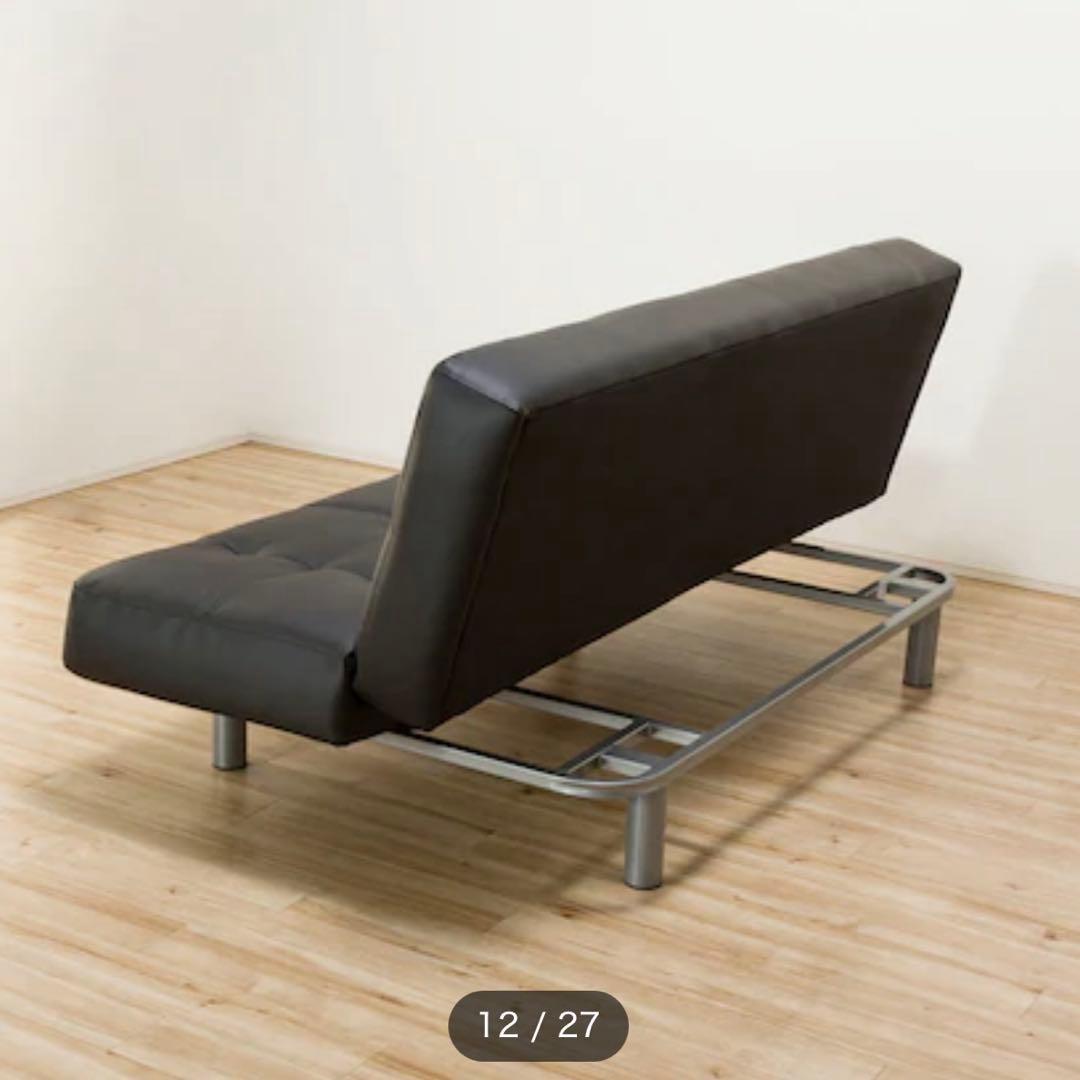 ソファベッド　黒い合成皮革　ニトリ