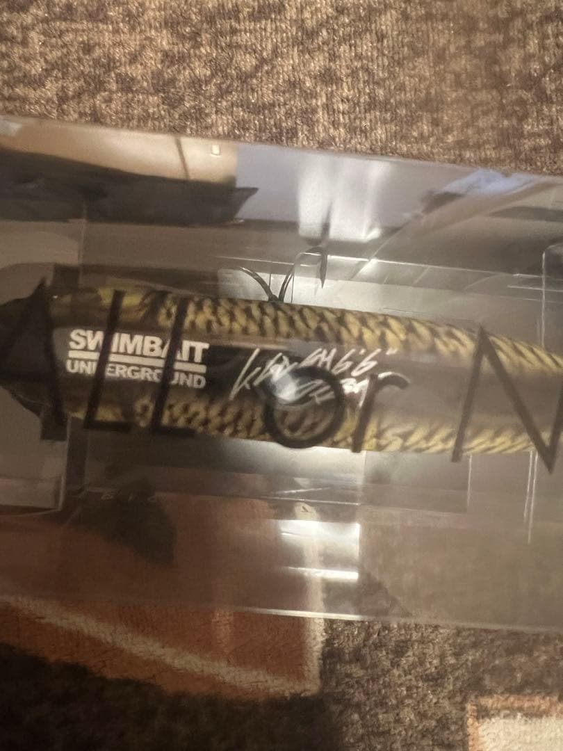 日曜日まで値下げ　DRT タイニークラッシュLow ゴールデンシャイナー