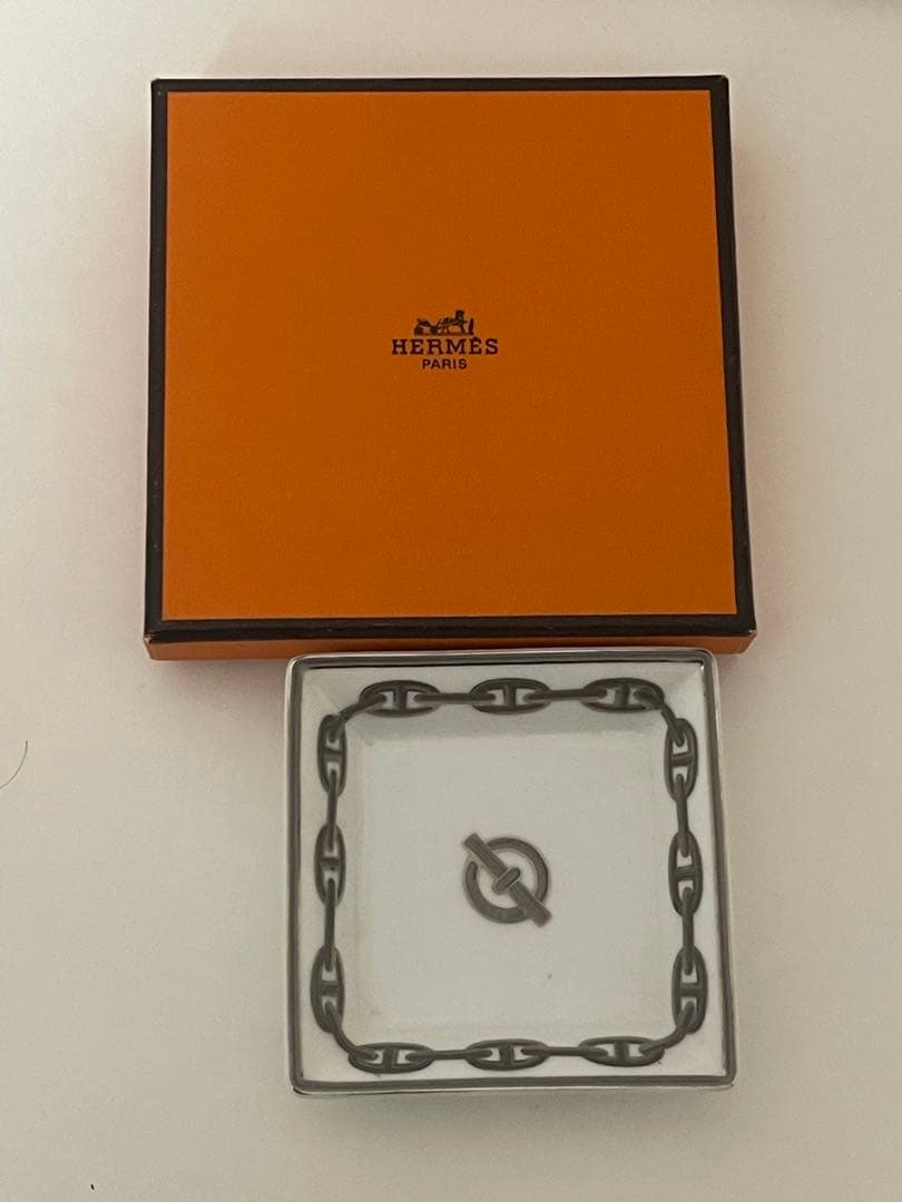 エルメス　シェークアンクルミニアッシュトレイ