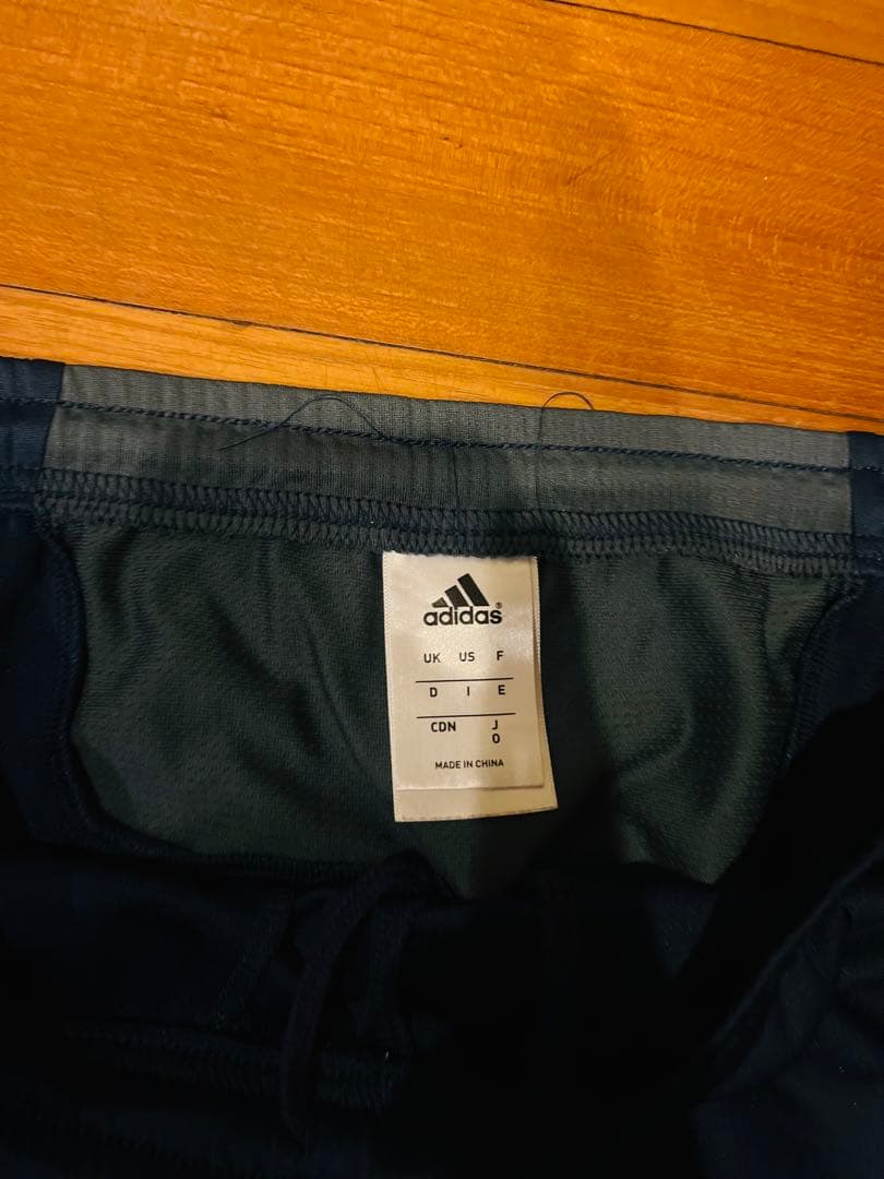 専修大学　サッカー部　3点セット(移動・ウェアセット)