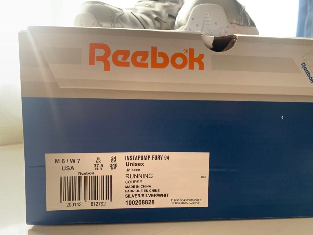 【稲葉さん着用モデル】Reebok インスタポンプフューリー シルバー