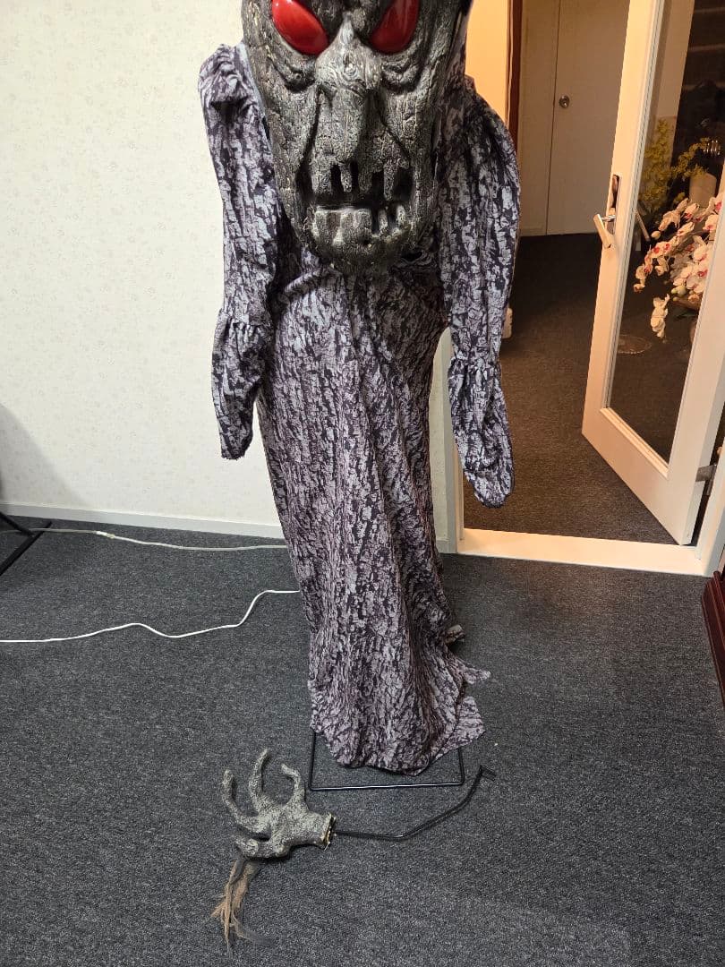 ★目が光る動く喋る★ベルモール カリヨンプラザ等 お化け屋敷 ハロウィン 木人