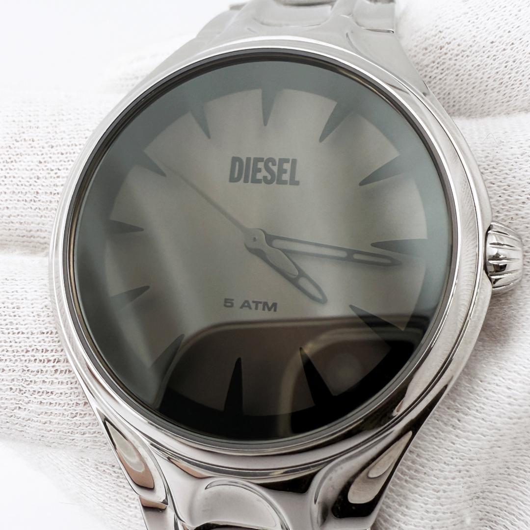 定価3.4万【ほぼ未使用】ディーゼル 腕時計 ストリームライン DZ2205