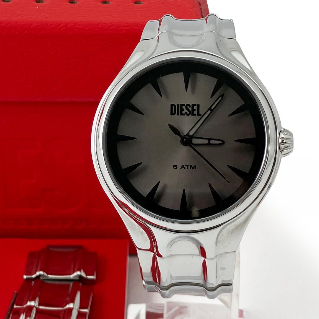 定価3.4万【ほぼ未使用】ディーゼル 腕時計 ストリームライン DZ2205