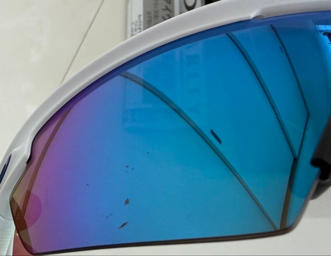 オークリーSPHAERA(スフィエラ)偏向レンズ プリズムサファイア940302