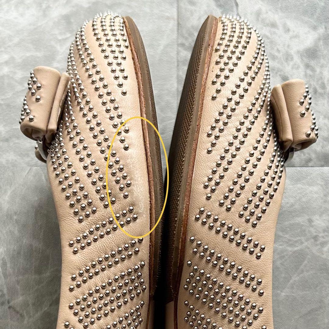 【美品】フェラガモ　バレエシューズ　スタッズ