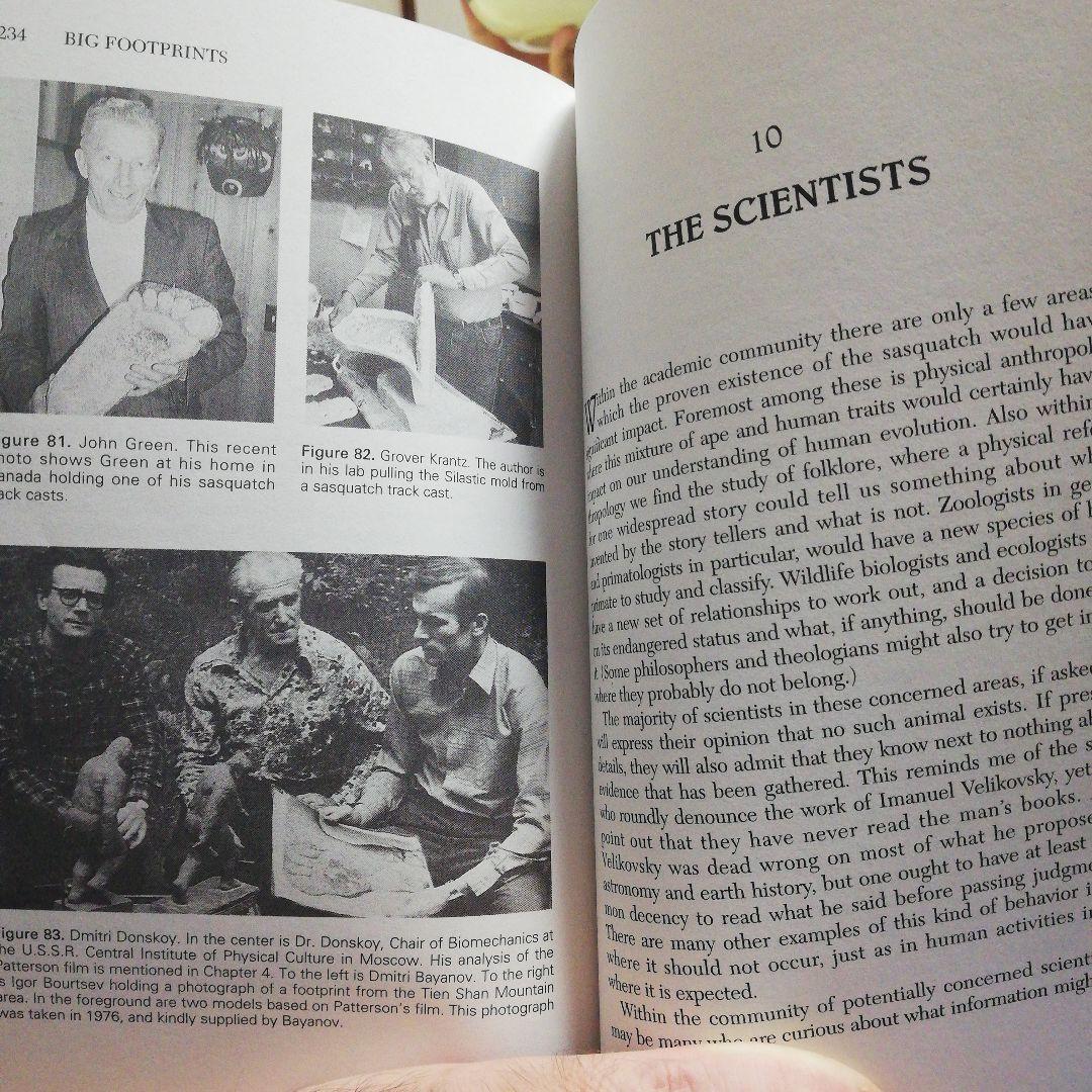 洋書 Big Footprints by Krantz