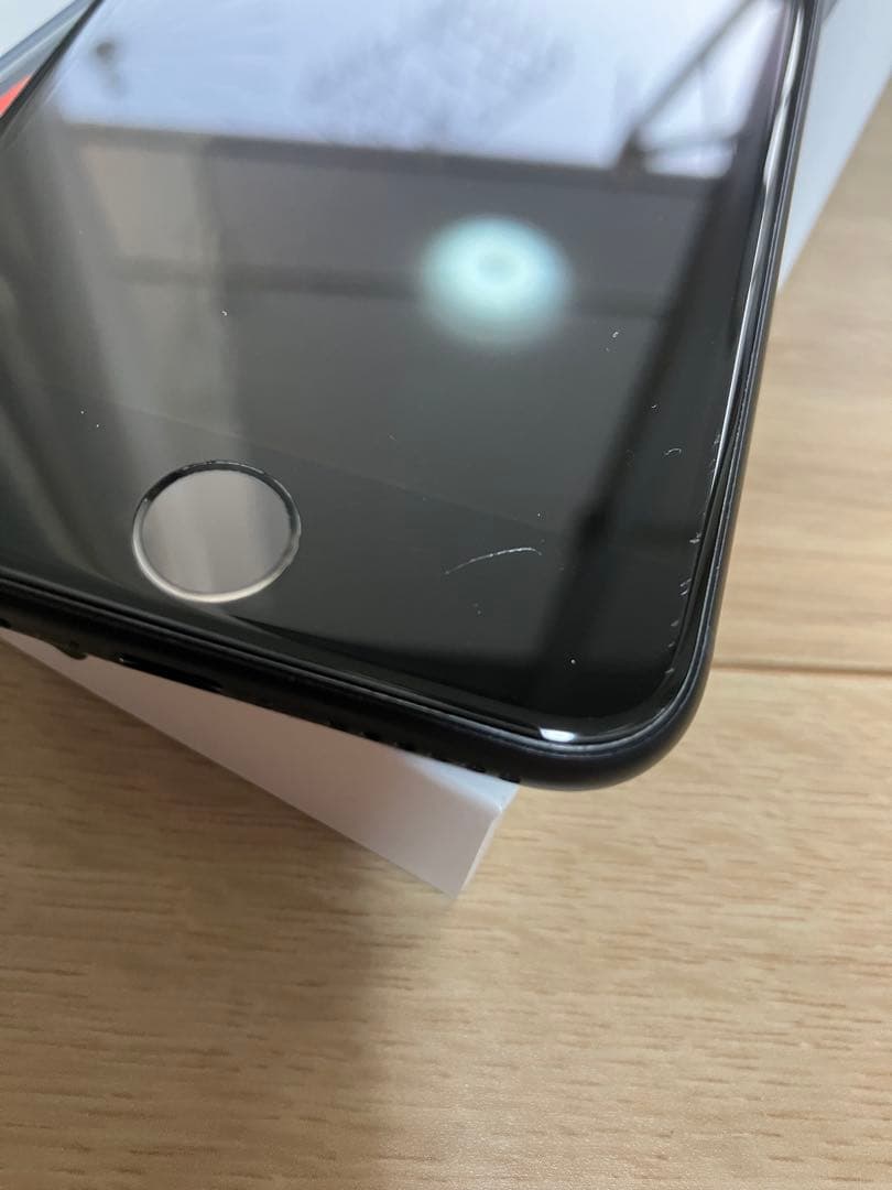 【週末限定値下げ】iPhone SE (第3世代) 64GB