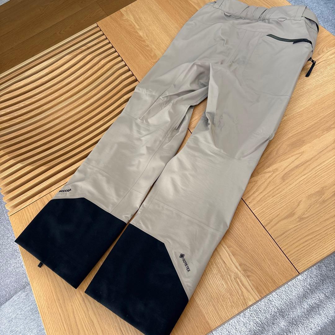 ichikawaさま専用お値下げ‼️peak performance超美品‼️