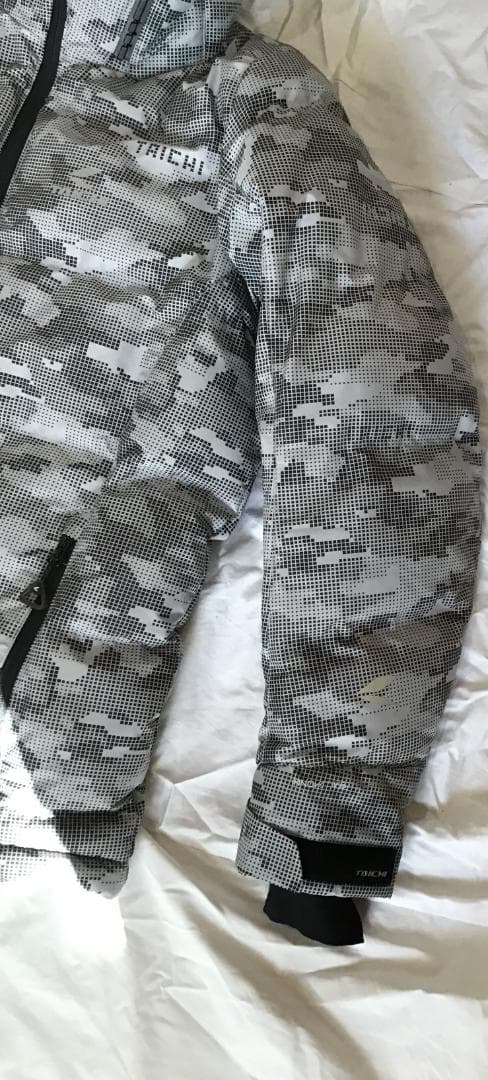 【Lサイズ】RS TAICHI ランダムウィンターパーカー RSJ722
