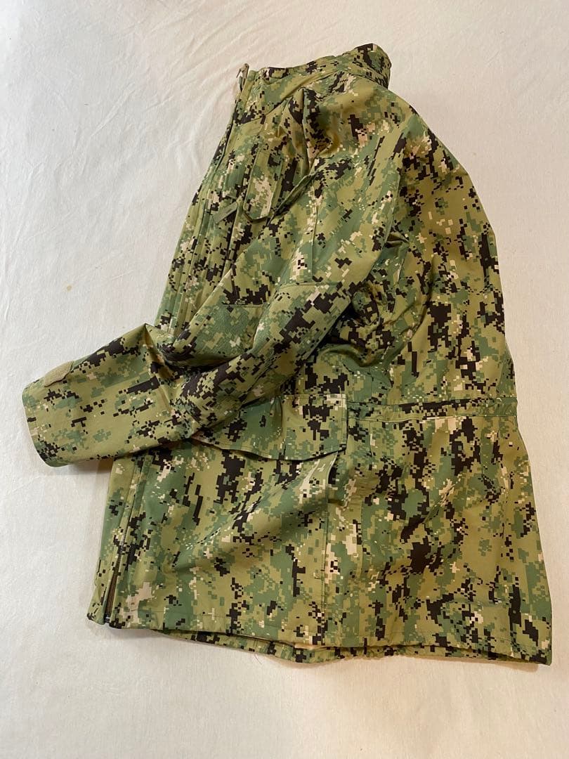 US NAVY放出品　PARKA WORKING Type III ゴアテックス