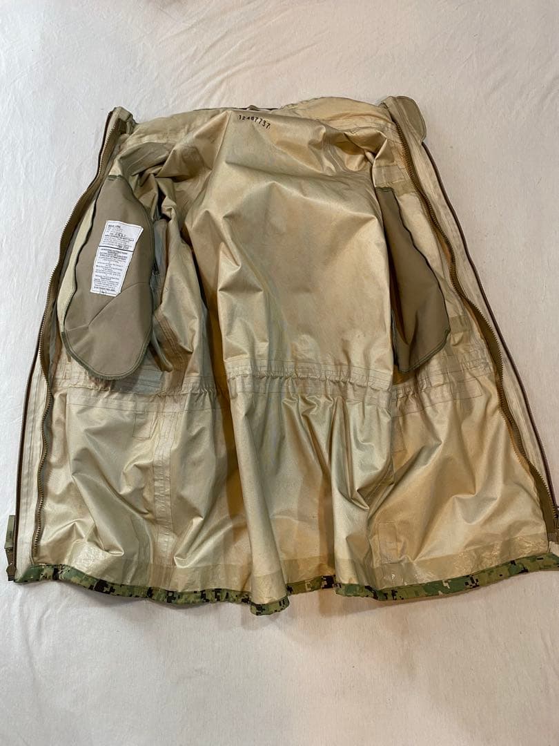 US NAVY放出品　PARKA WORKING Type III ゴアテックス