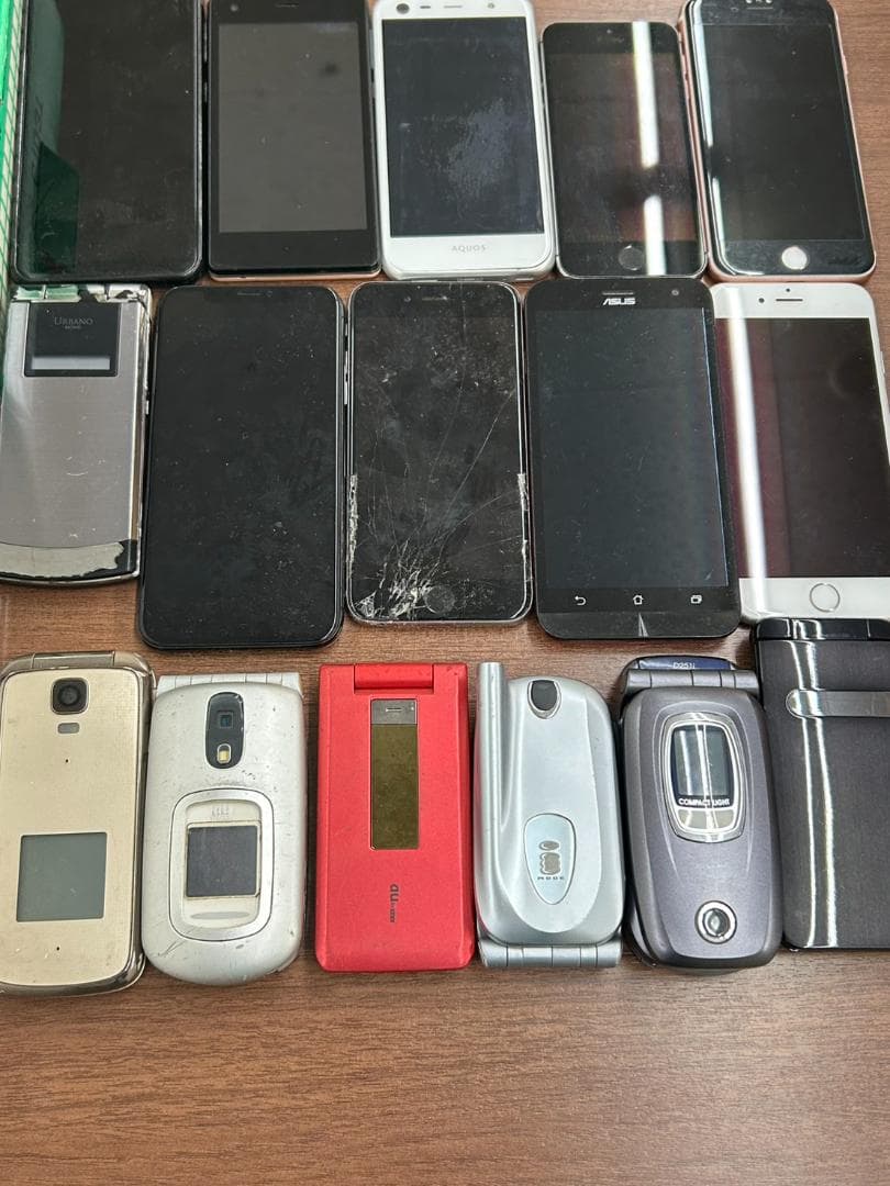 【M】✧ガラケー・スマホ おまとめ 18台まとめ ジャンク✧