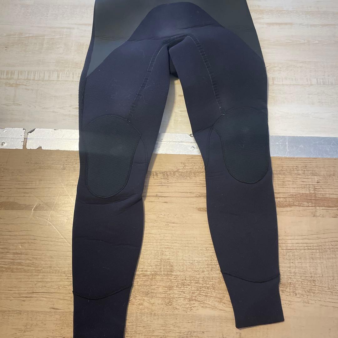 セミドライ　裏起毛フルスーツ　ウエットスーツ　revolution 5mm