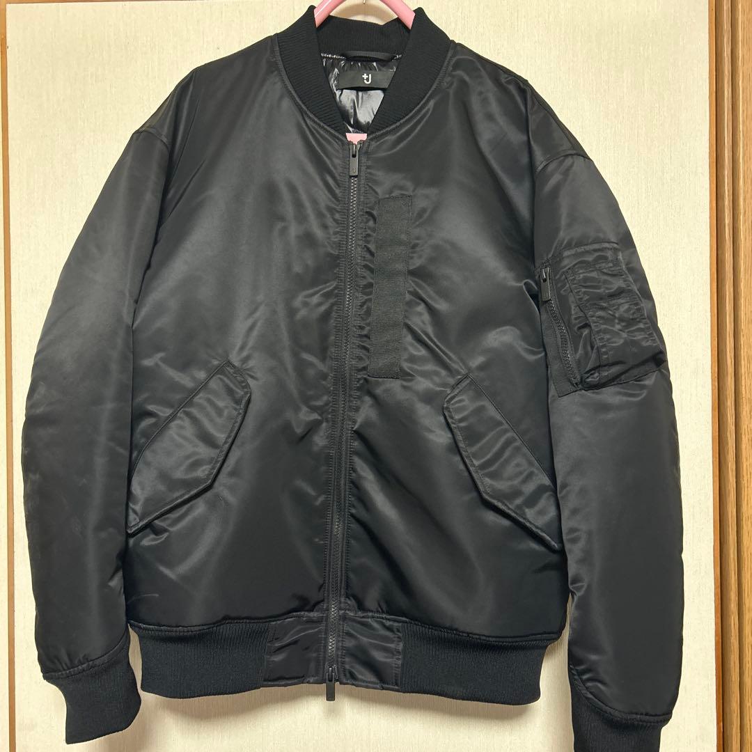 ハイブリッドダウンオーバーサイズMA－1 ユニクロ+J