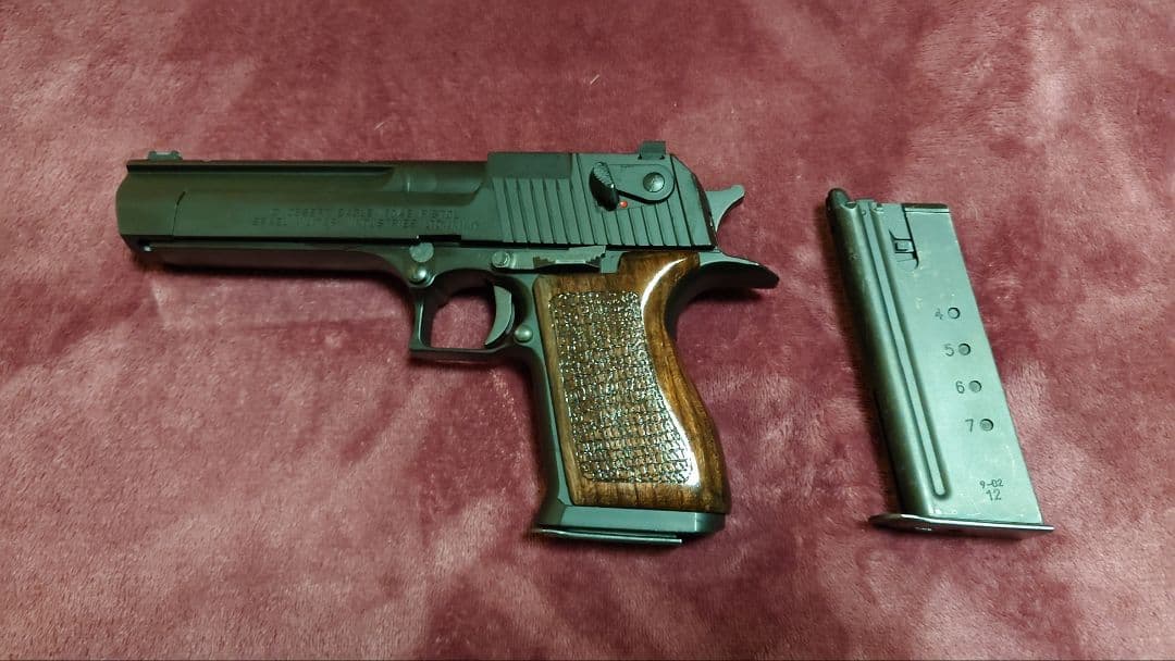 東京マルイ デザートイーグル ウッドグリップ　カスタム