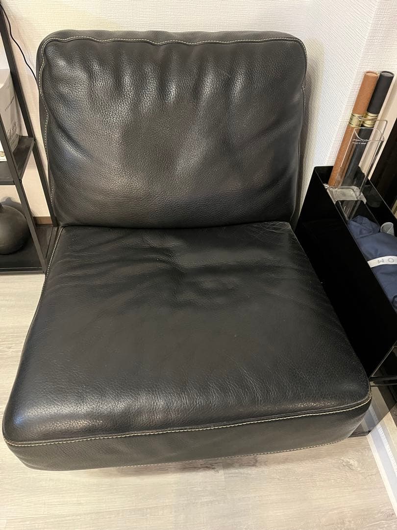 【SATO】【2人掛け】大塚家具　レザー3人掛けソファ　黒