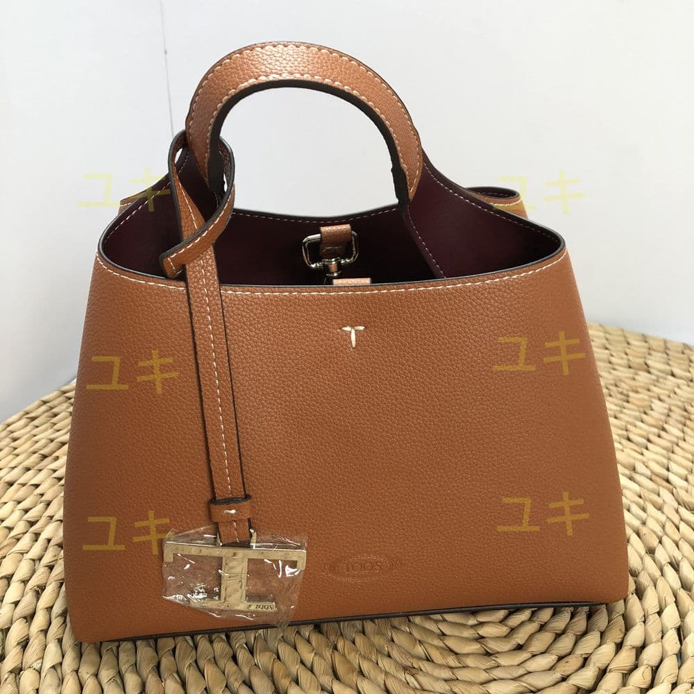 トッズ ブラウン レザー ハンドバッグショルダーバッグ