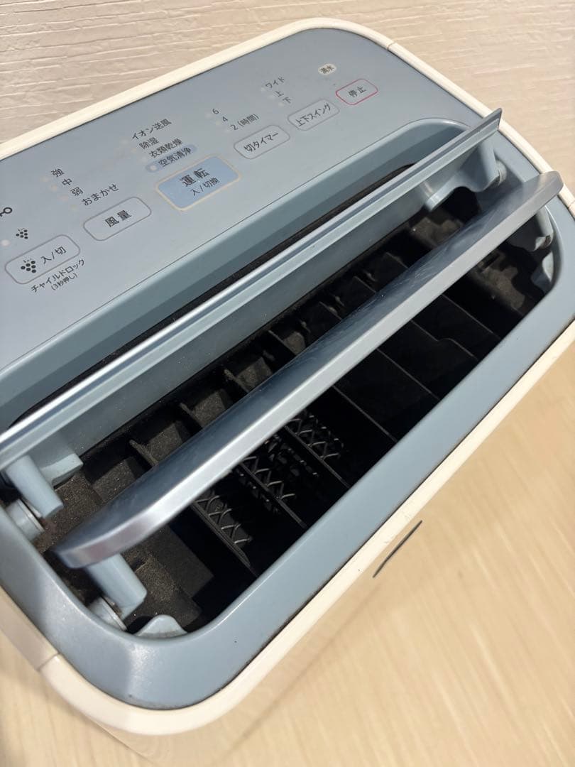 01. 空気清浄機 SHARP CV-EF120-W 2016年製