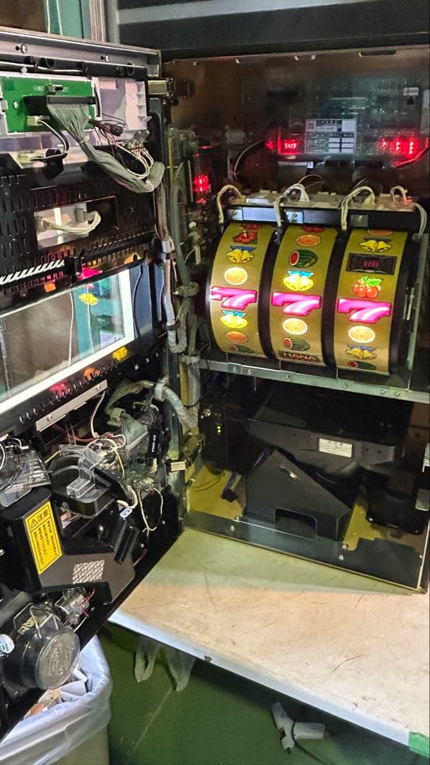 Sハナハナ鳳凰天翔 《家庭で楽しむスロット実機