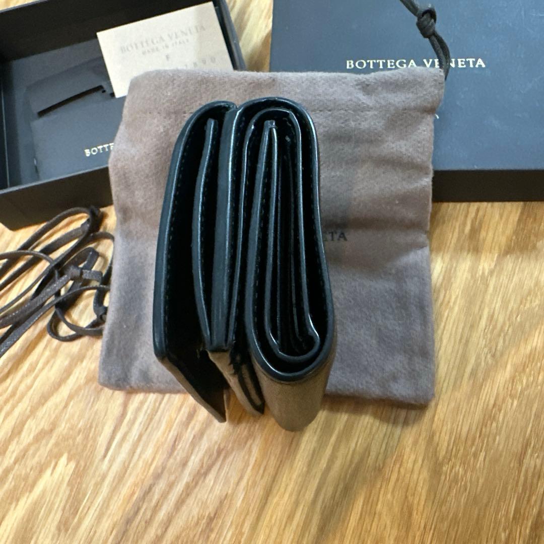 BOTTEGA VENETA 三つ折り財布 黒 レザー