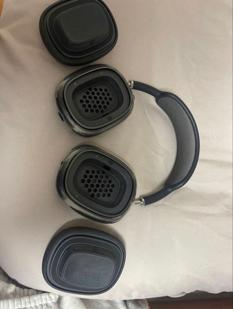 AirPodsMax スペースグレード