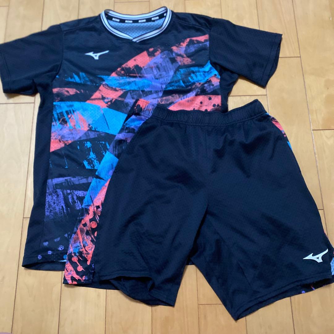 Mizuno テニスウェアセット Tシャツとショートパンツ