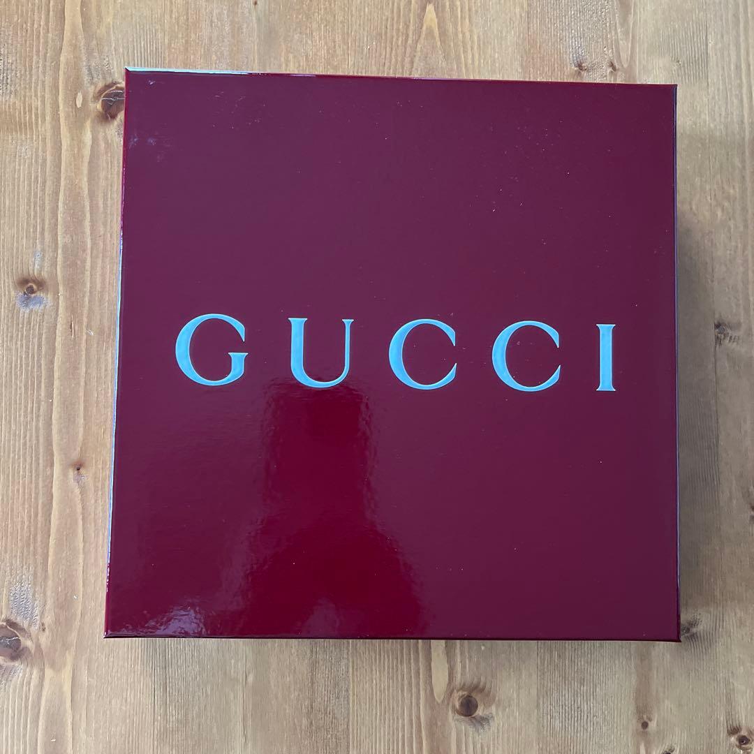 GUCCI グレー ニット帽 M