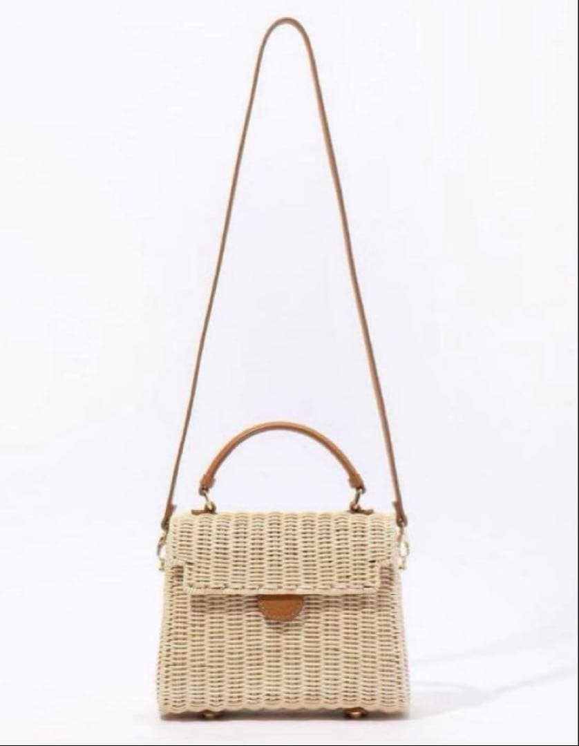 週末限定　雑誌多数掲載　ほぼ未使用　トマソカンダリア 2way かごバック