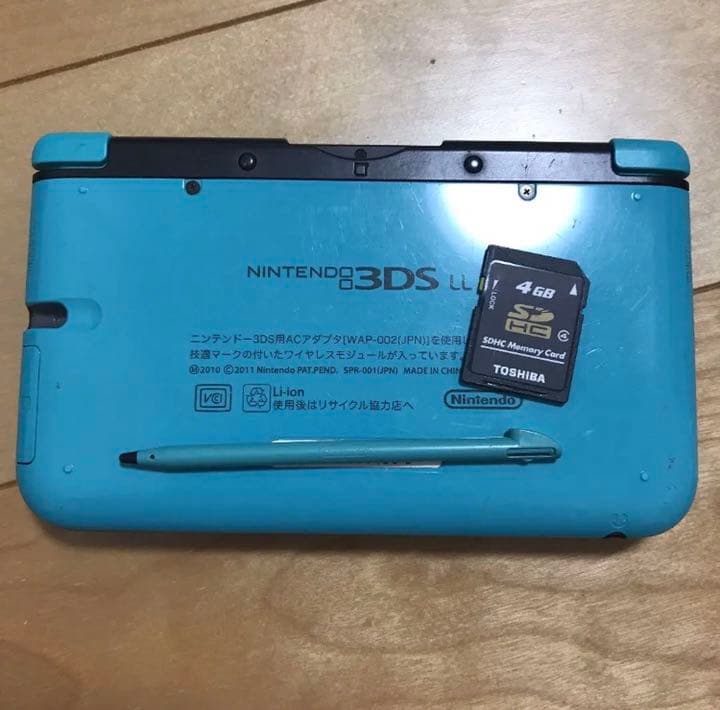 ニンテンドー3DS LL ターコイズ×ブラック ソフト9本セット +攻略本3冊