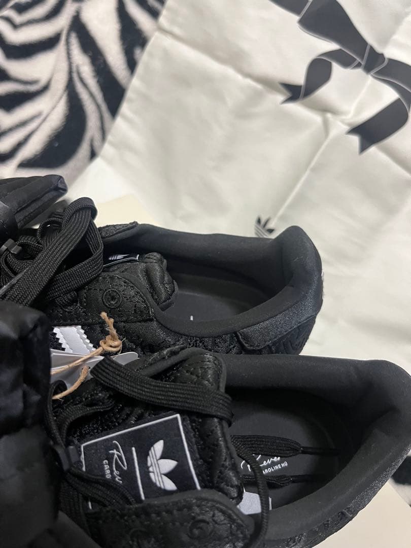 adidas CAROLINE HU キャロライン フウ