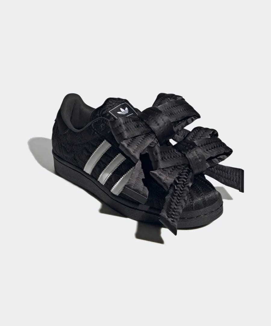 adidas CAROLINE HU キャロライン フウ