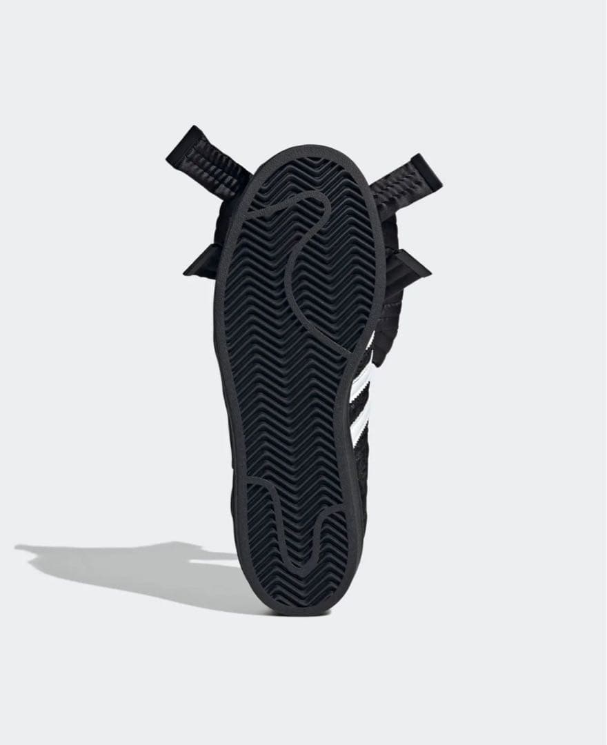 adidas CAROLINE HU キャロライン フウ