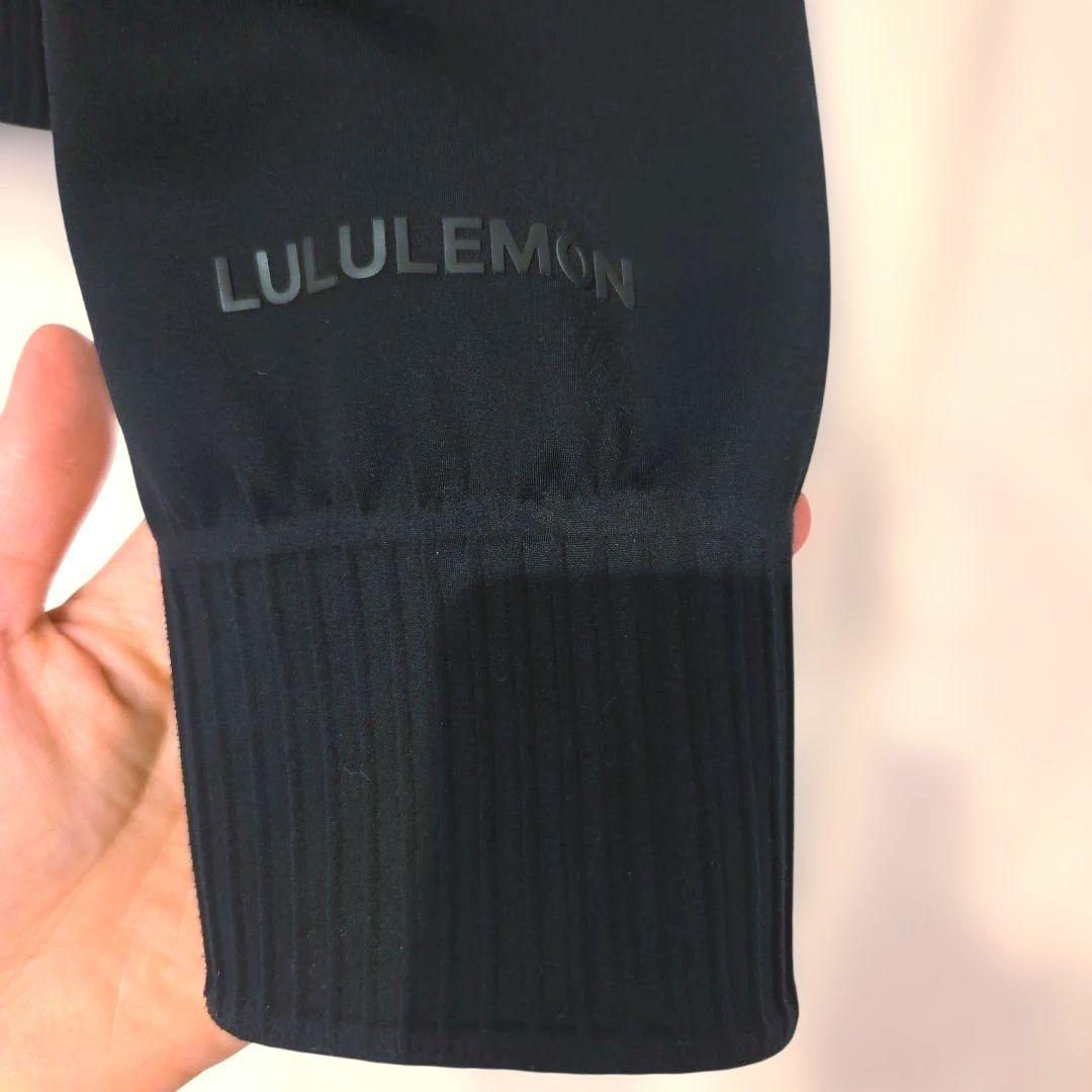 ルルレモン　Down AndAround　700ダウンフィルジャケット　4