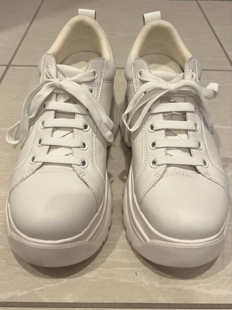 【値下げ‼︎早い者勝ち】鈴木亜美さんプロデュース厚底スニーカー　Mサイズ