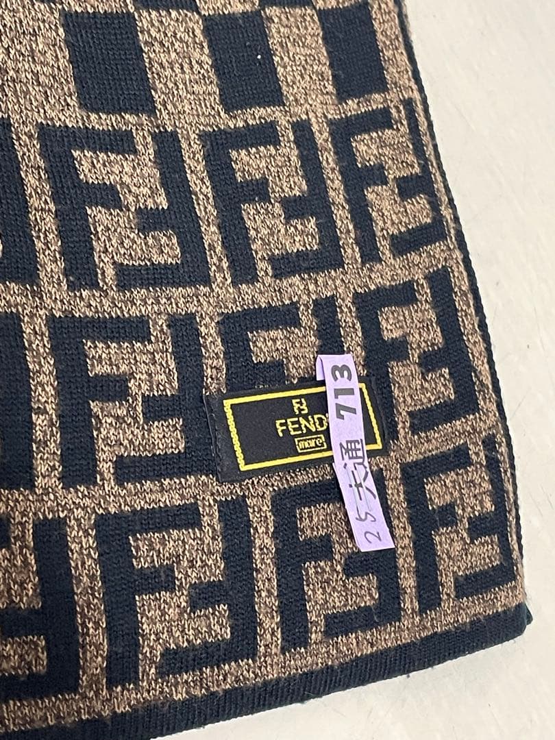クリーニング済み FENDI フェンディ ストライプ チェック柄 マフラー