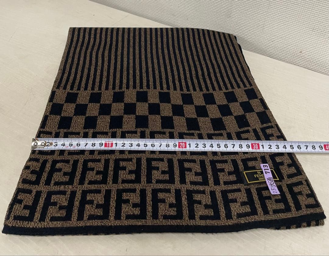 クリーニング済み FENDI フェンディ ストライプ チェック柄 マフラー