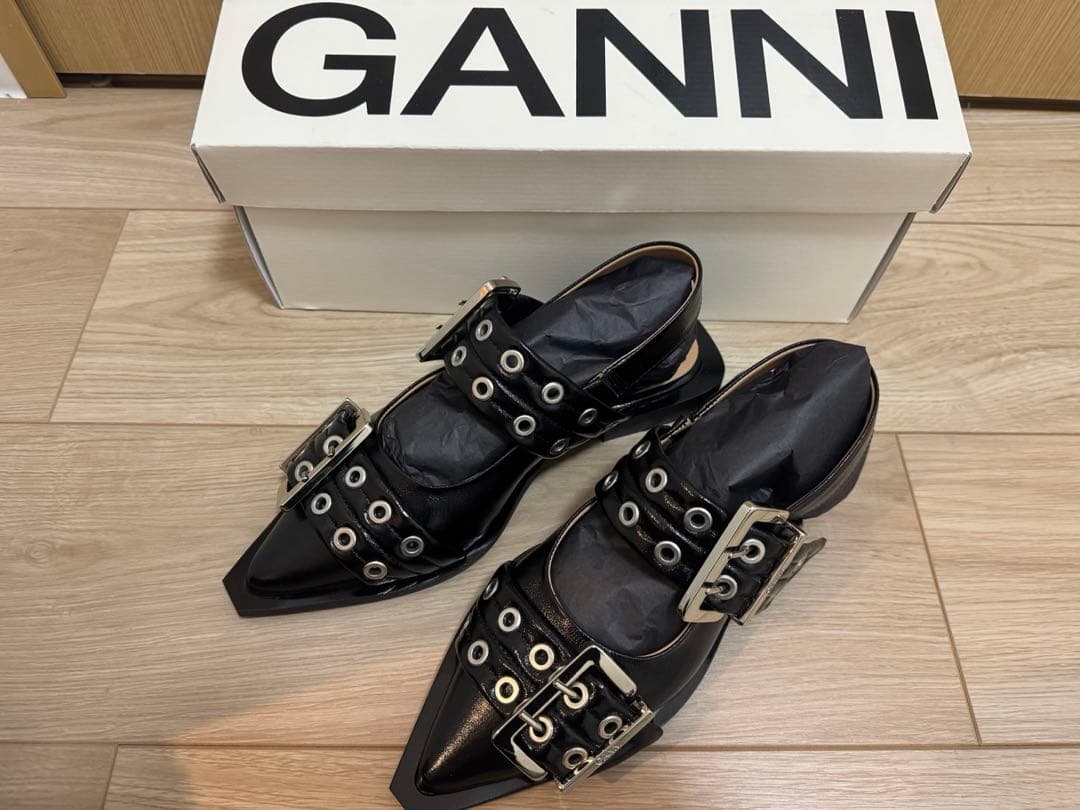 新品未使用　GANNI フラットシューズ　最終値下げ！！！
