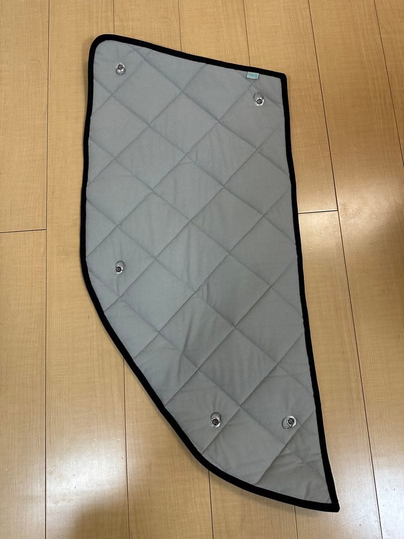 ハイエース 200系 アイズシェード ブラッキー/グレー