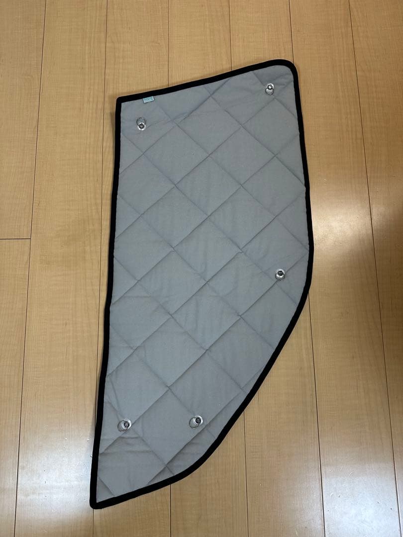 ハイエース 200系 アイズシェード ブラッキー/グレー