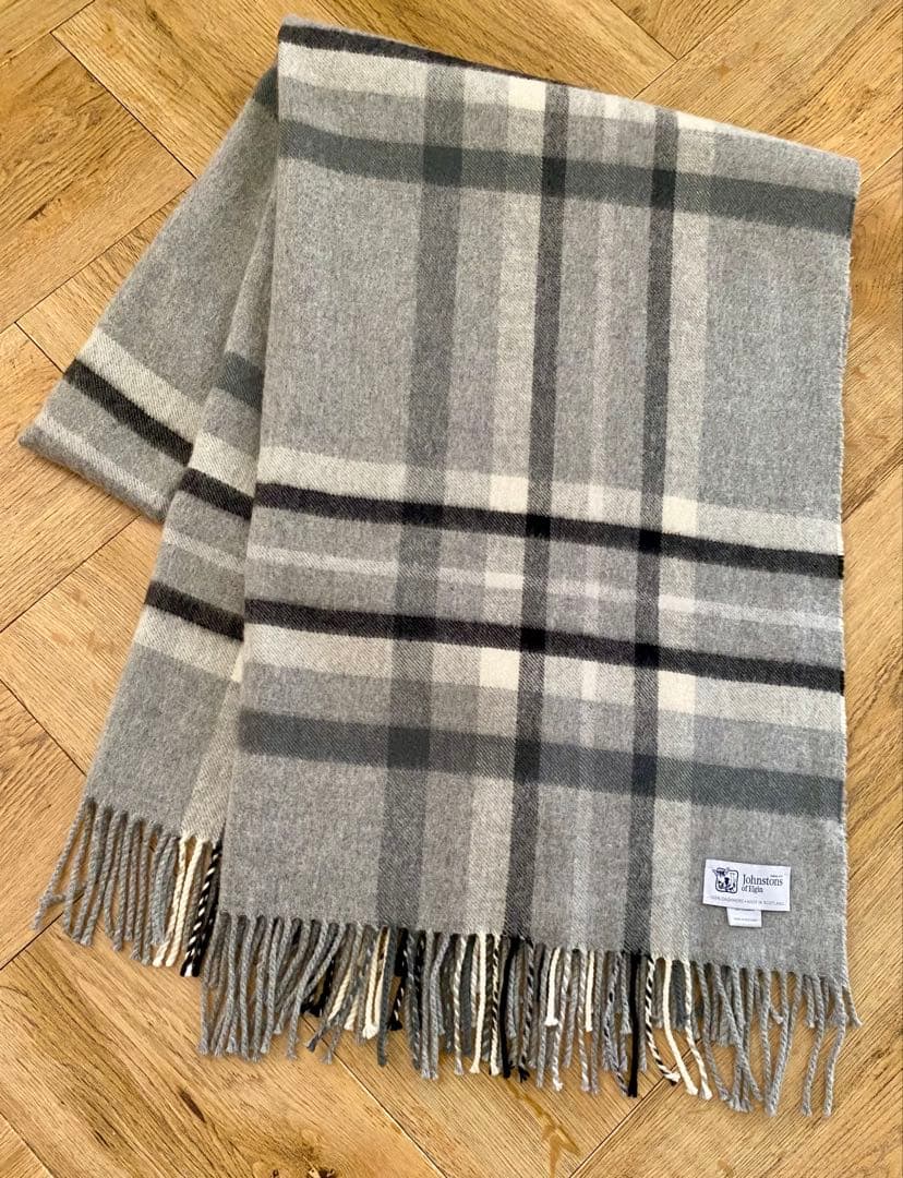 Johnstons of Elginジョンストンズ大判カシミヤストール グレー
