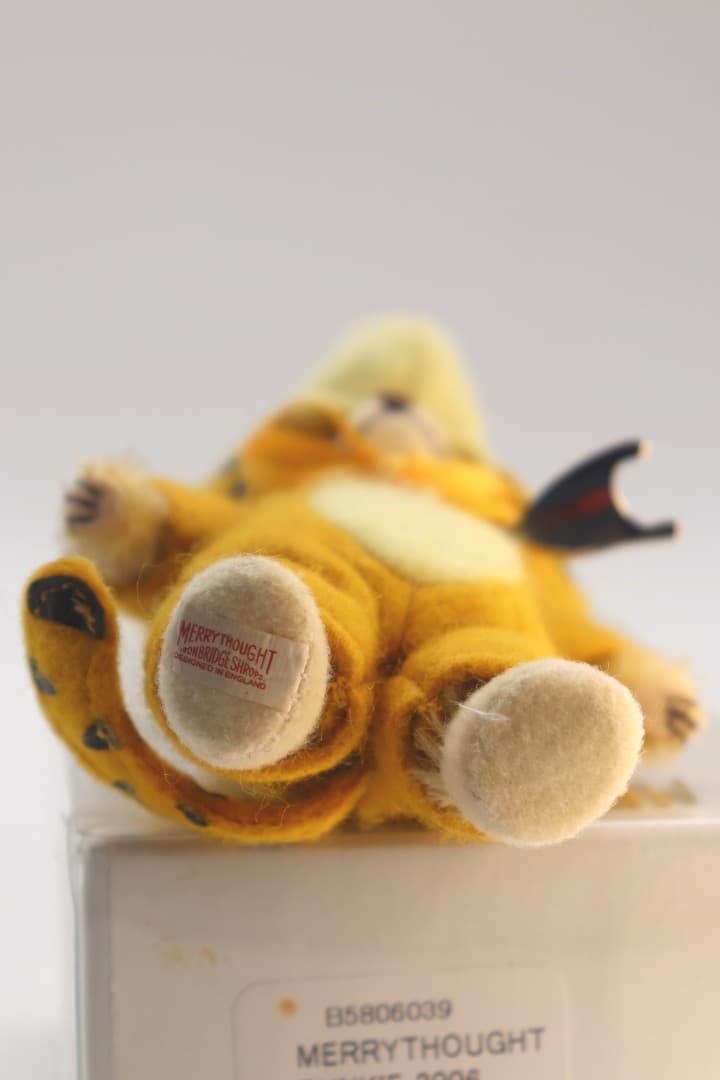 パンキー2006ティガー Merrythoughtディズニー 可愛い9cm