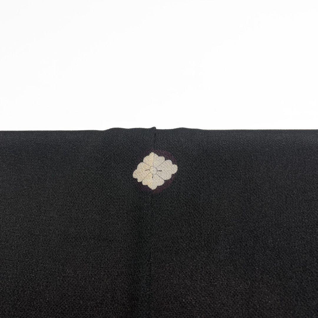 アンティーク　黒留袖　刺繍　相良刺繍　牡丹　菊花　立花　着物　101b p