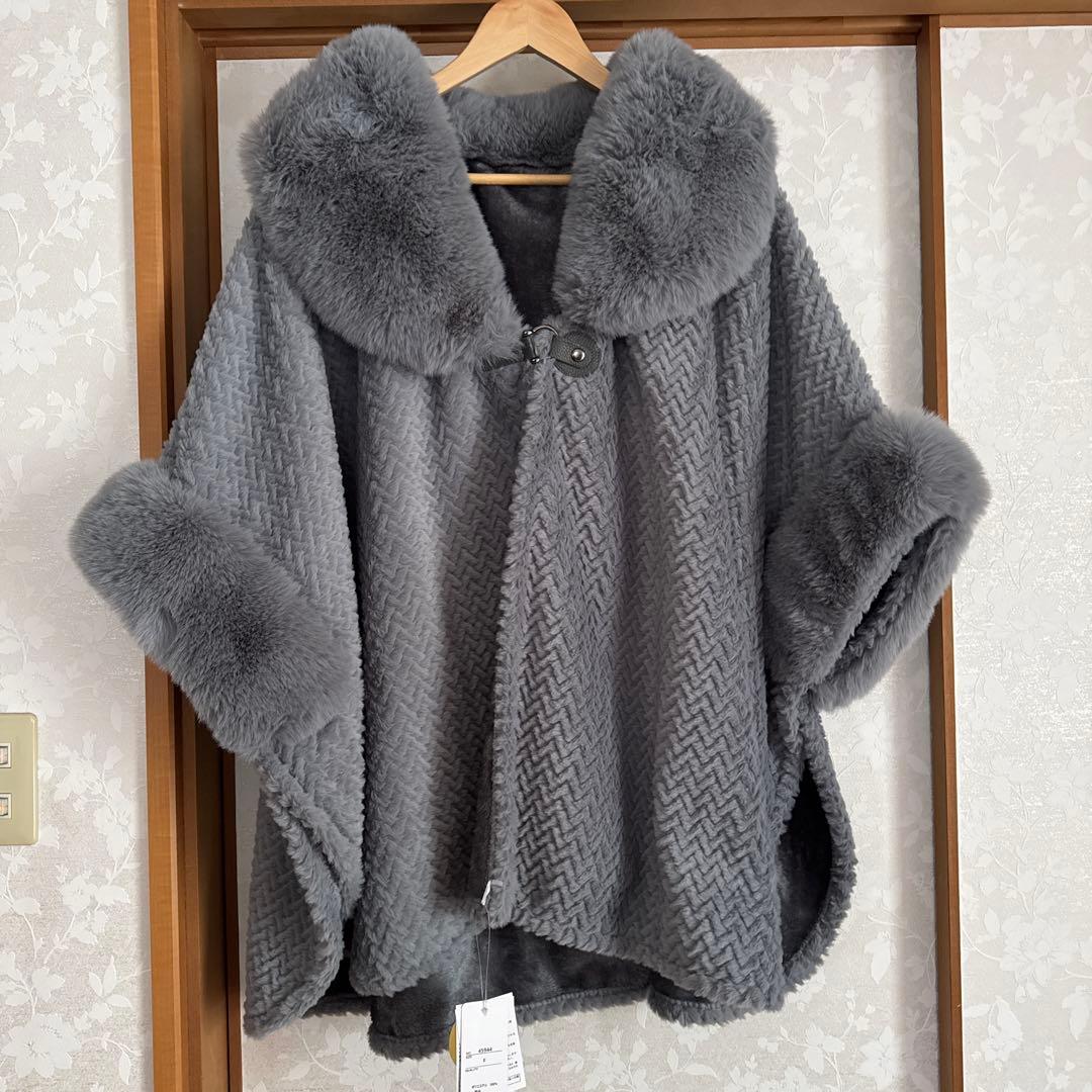 ISHIKAWA-LABO（イシカワラボ）ファー付きポンチョ 【タグ付き】