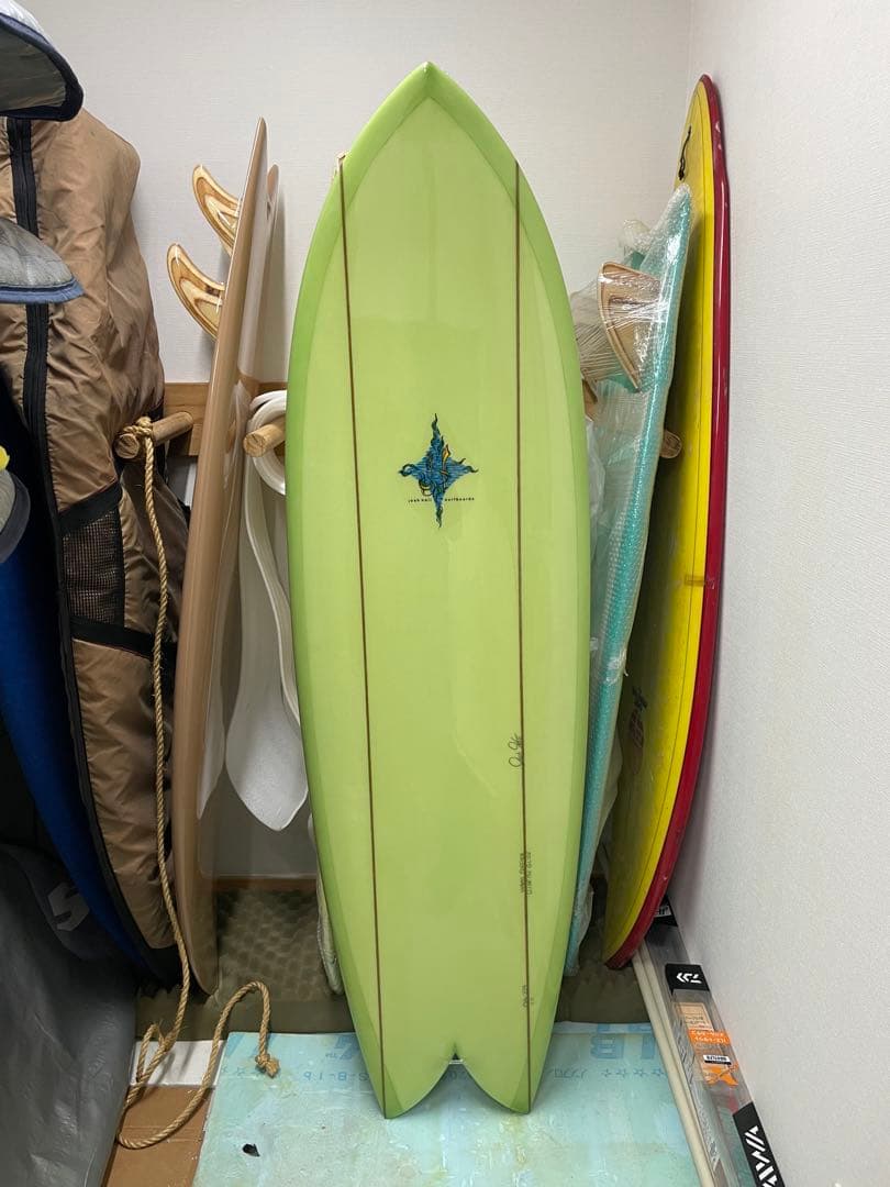 ジョシュホールサーフボード 5‘11“ツインフィンフィッシュ