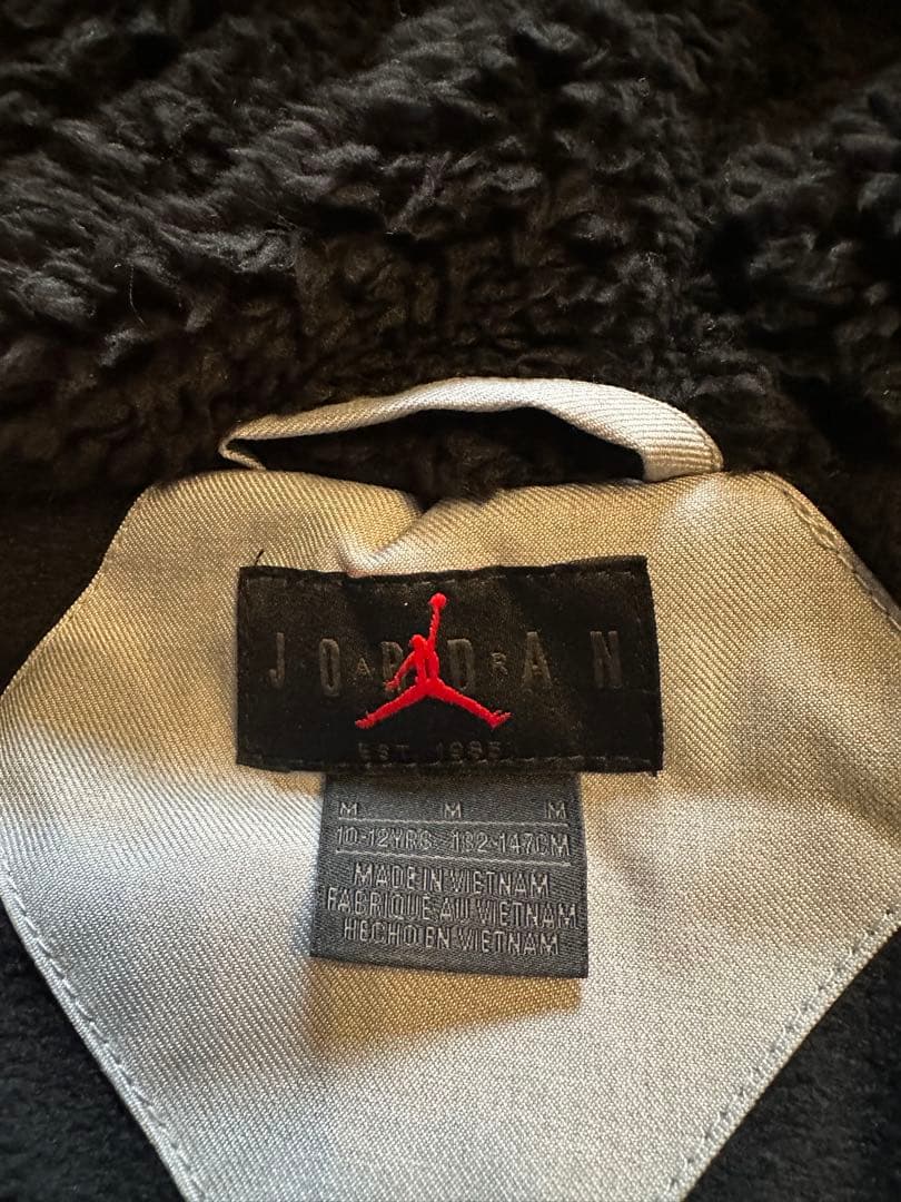 ジョーダン ジュニア 中綿 アウター ジャケット 新品未使用品