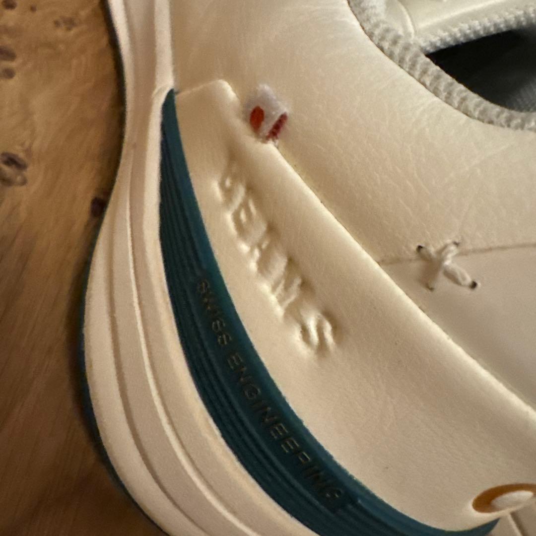 ON BEAMS テニスシューズ ホワイト26.5センチ