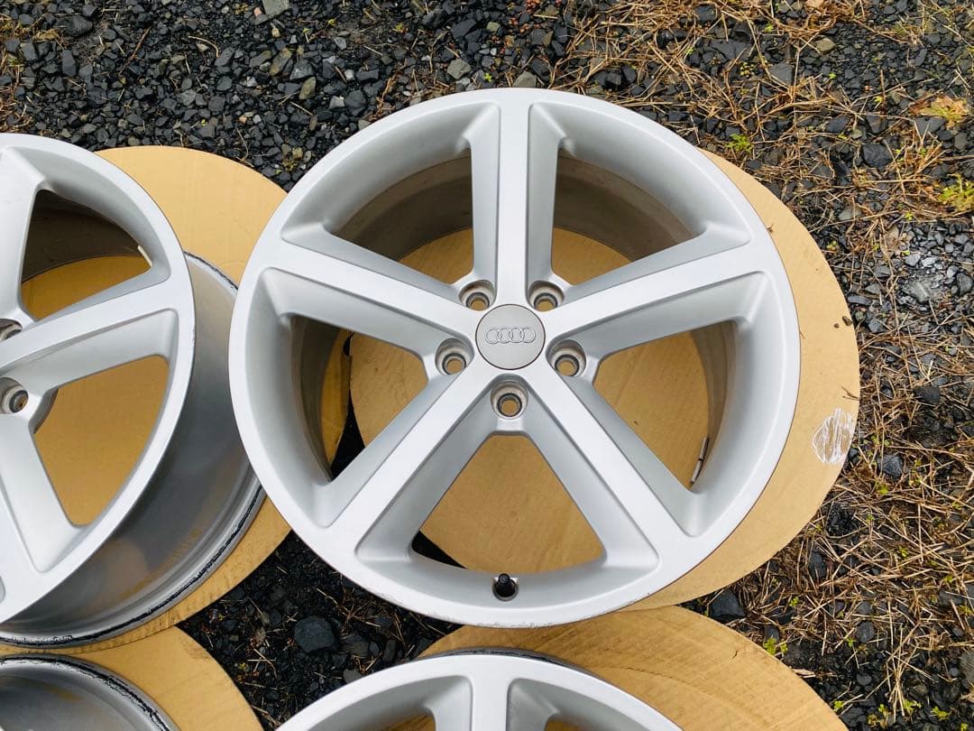 アウディ純正 AUDI A4 Sライン 純正18インチ　8J+47 112 5穴